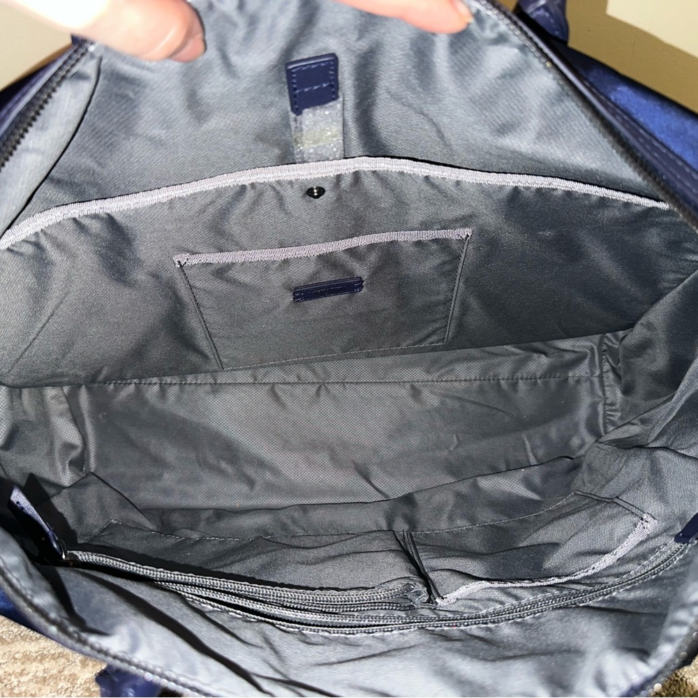 Tumi Navy Blue Travel Bag - Picture 9 of 13